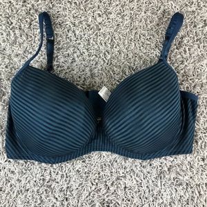 Delta Burke Bra